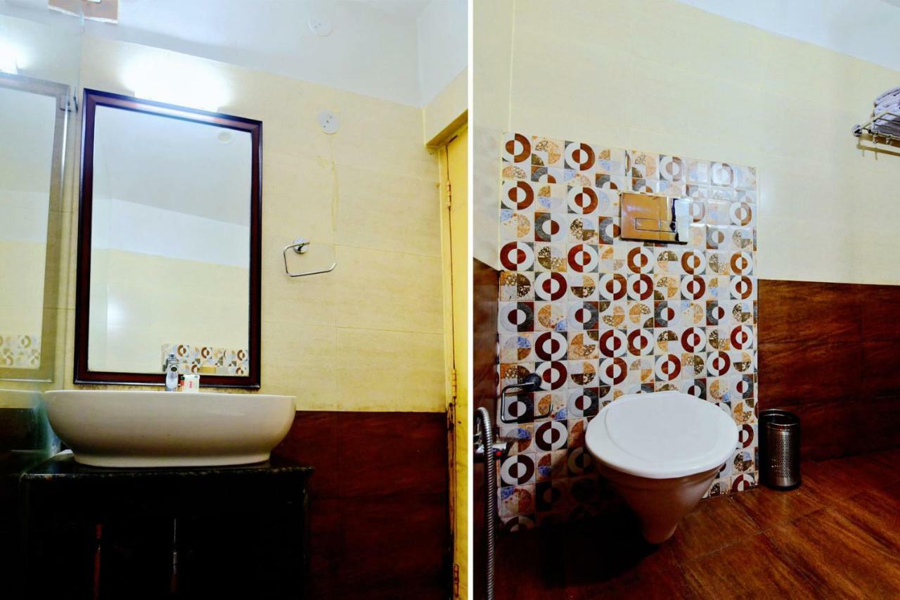 Oyo 26909 Hotel Paras มานดี ภายนอก รูปภาพ